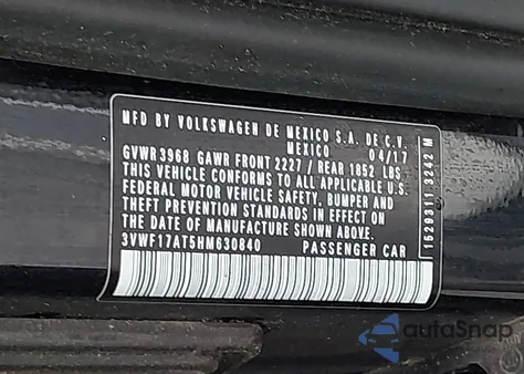 2017 Volkswagen Beetle #Pinkbeetle/1.8T Classic/1.8T S z USA, uszkodzony, nr VIN 3VWF17AT5HM630840